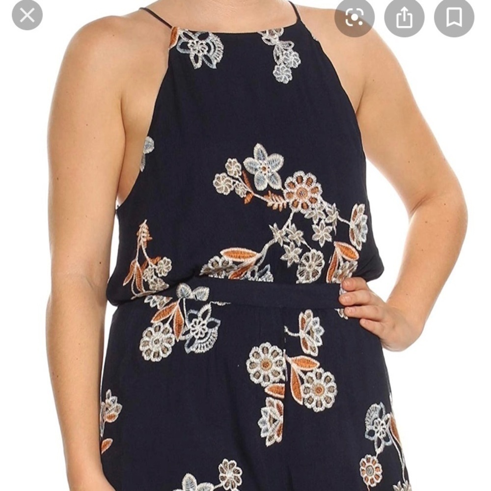 J.O.A.‎ Navy Floral Embroidered Romper